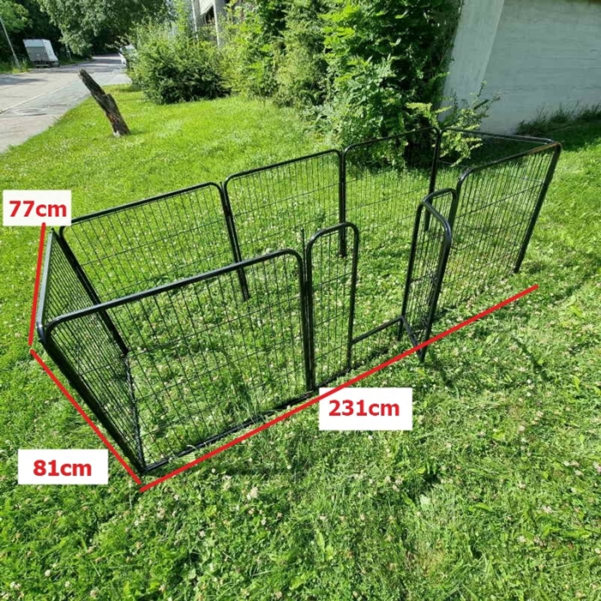 Hundegjerde til hage og innebruk med 8 paneler - 81 cm høyt